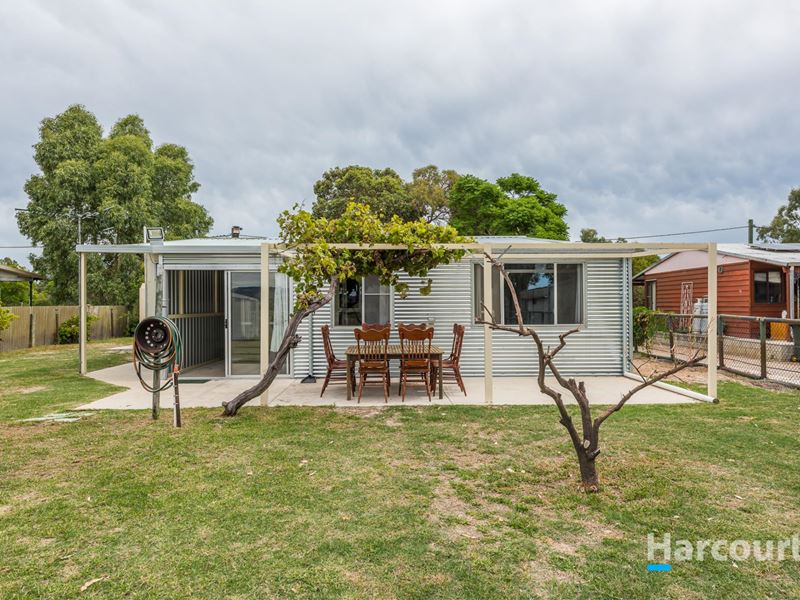 1214 Almeria Parade, Bullsbrook