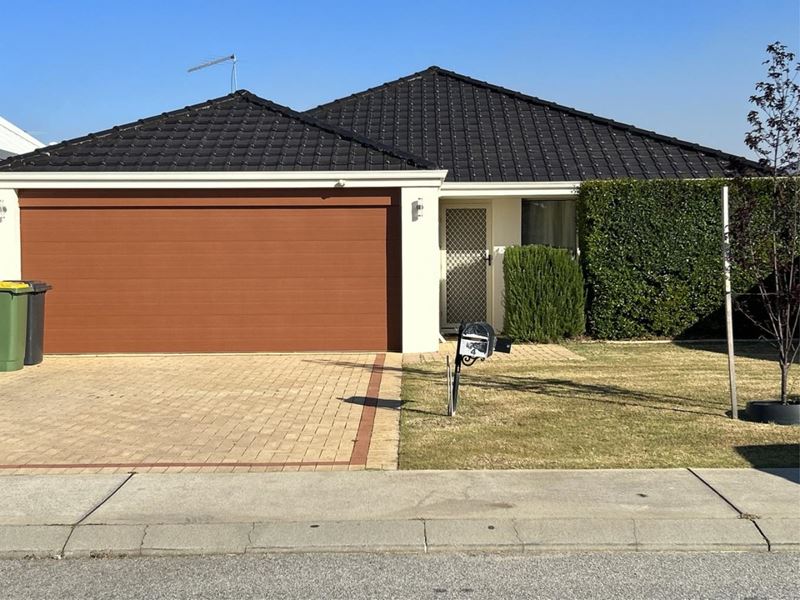 4 Daffodil Road, Canning Vale