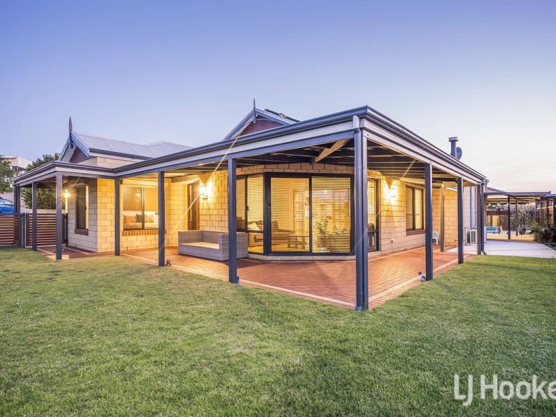 12 Highview Rise, Halls Head WA 6210