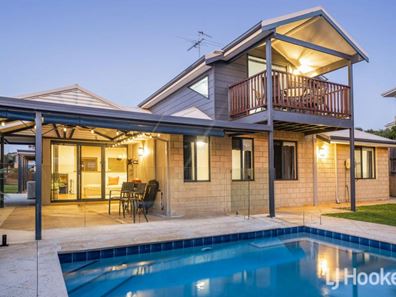 12 Highview Rise, Halls Head WA 6210