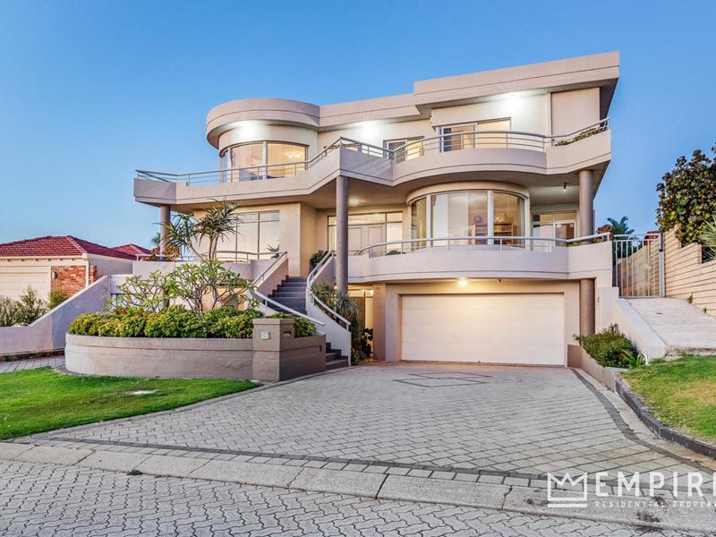 33 Careening Way, Coogee
