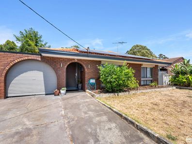 5 Patfield Place, Kelmscott WA 6111