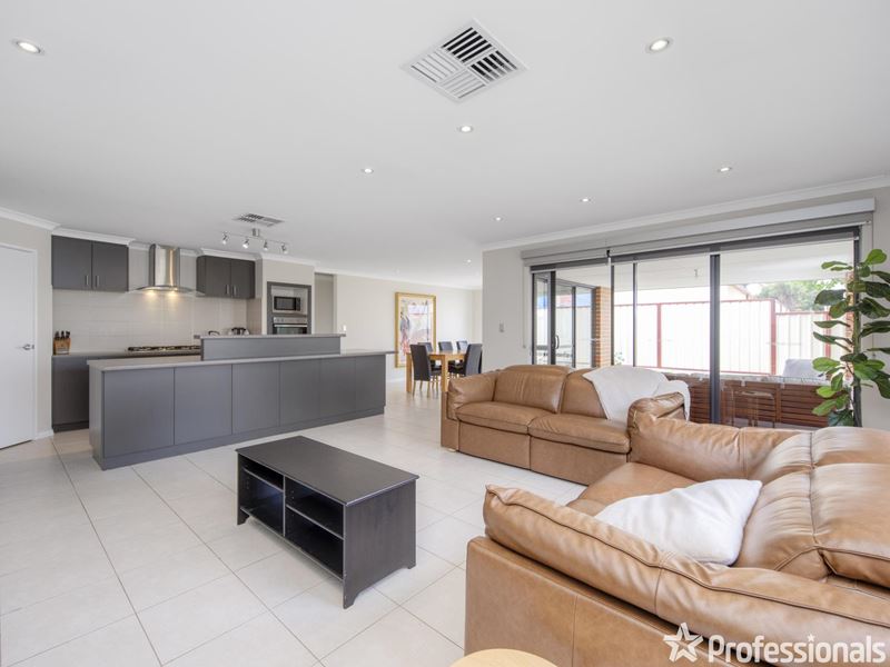 28 Norwich Way, High Wycombe