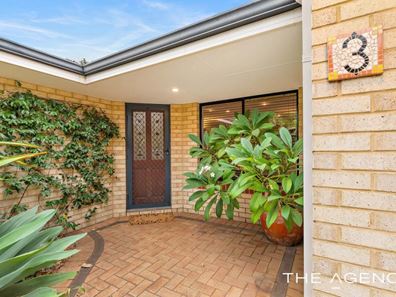 3 Charm Way, Atwell WA 6164