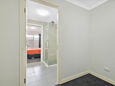 5/18 Thorpe Street, Rockingham WA 6168