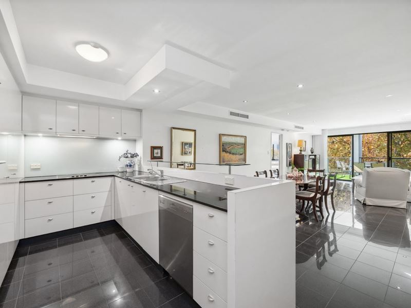 11/15 Stone Street, South Perth