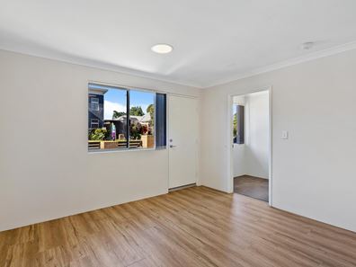 2/90 Cooper Street, Mandurah WA 6210