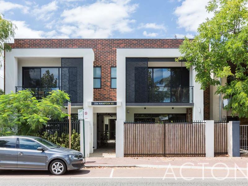 3/226 Hampden Road, Crawley