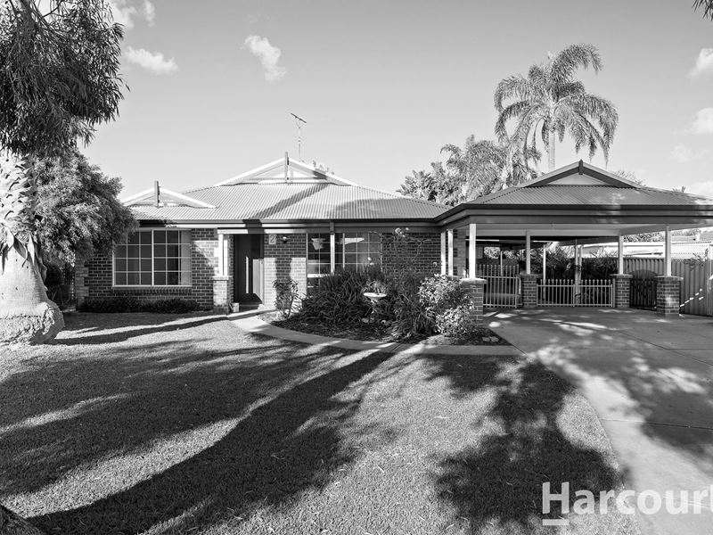 2 Tocoma Court, Meadow Springs