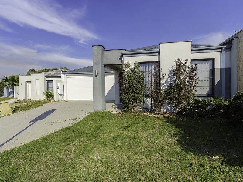 69 Grand Paradiso Parade, Merriwa