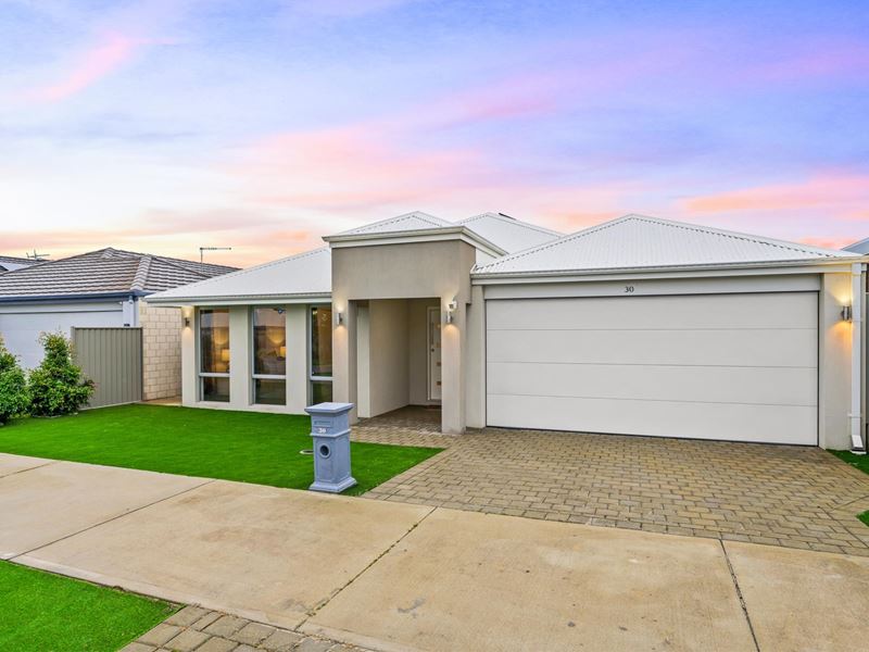 30 Jubilee Avenue, Success