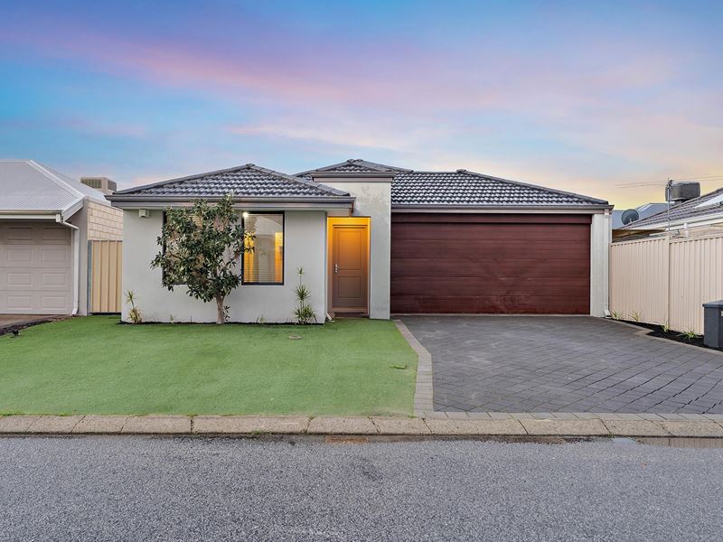 6 Scarpview Place, East Cannington