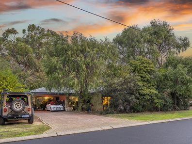 16 Marri Drive, Dunsborough WA 6281