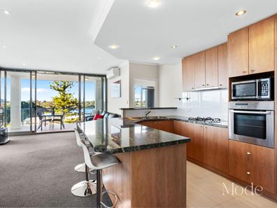 302/1-3 The Esplanade, Mount Pleasant WA 6153