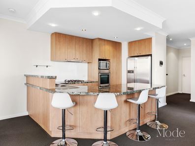 302/1-3 The Esplanade, Mount Pleasant WA 6153