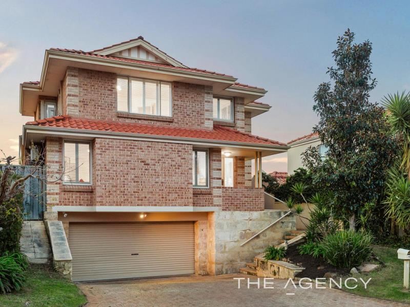 11 Arenga Court, Mount Claremont