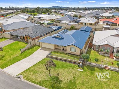 28 Scorpio Drive, Mckail WA 6330