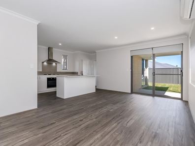 13 Tapin Street, Yanchep WA 6035