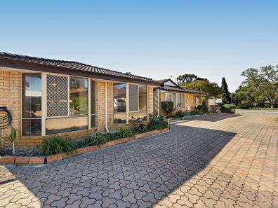 2/5 Astley Street, Gosnells WA 6110