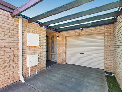 2/5 Astley Street, Gosnells WA 6110