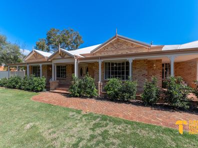 8 Pleasant Grove Circle, Falcon WA 6210