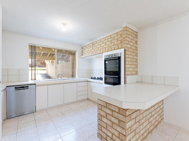 18 Wynyard Street, Yokine WA 6060