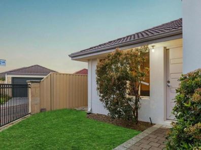 20 Darton Loop, Bertram WA 6167