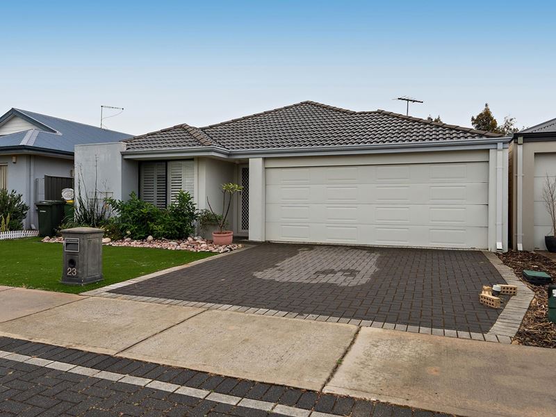 23 Bellas Circuit, Piara Waters WA 6112