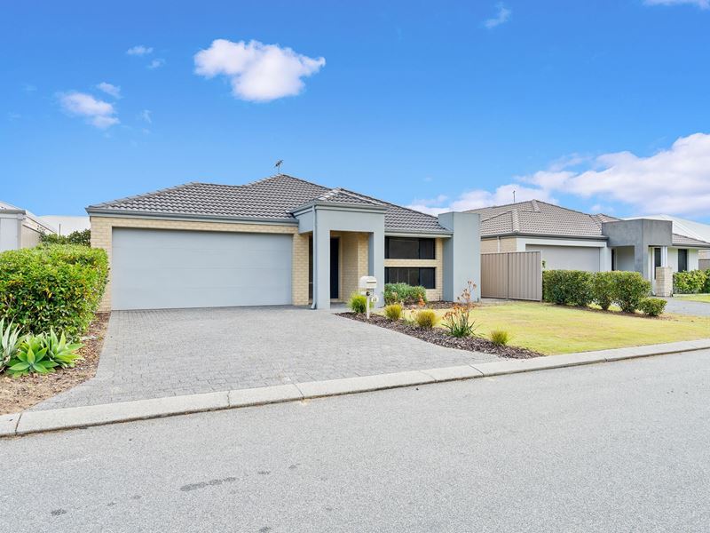 40 Hurlingham Loop, Meadow Springs