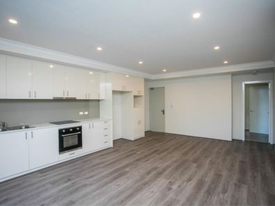 2/42 Morago Crescent, Cloverdale WA 6105
