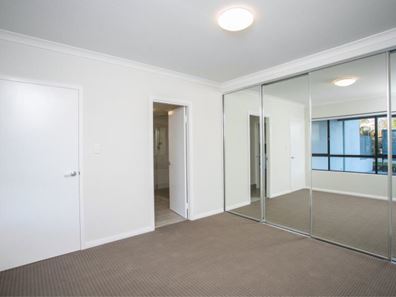 2/42 Morago Crescent, Cloverdale WA 6105