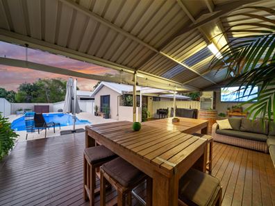 4 Melaleuca Drive, Greenwood WA 6024