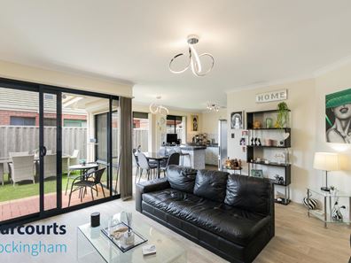 3/48 Gnangara Drive, Waikiki WA 6169