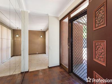 16 Clifton Street, Byford WA 6122