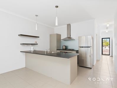 71 Veterans Dr, Byford WA 6122