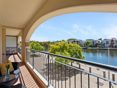 25/20 Royal Street, East Perth WA 6004