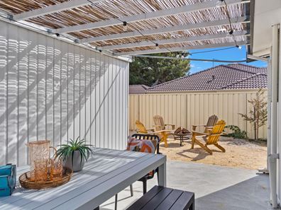 1C Beacham Street, Coodanup WA 6210