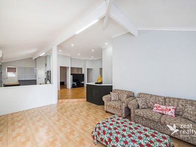 9 Folland Parade, Atwell WA 6164