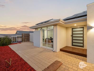 5 Iwasaki Crest, Ellenbrook WA 6069