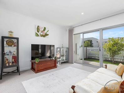 12 Catseye Walk, Treeby WA 6164