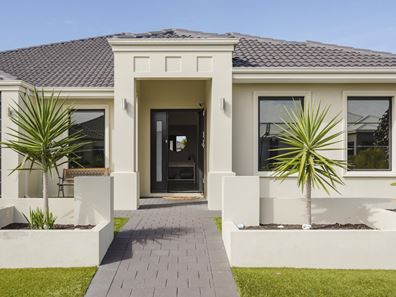8 Daytona Road, Yanchep WA 6035