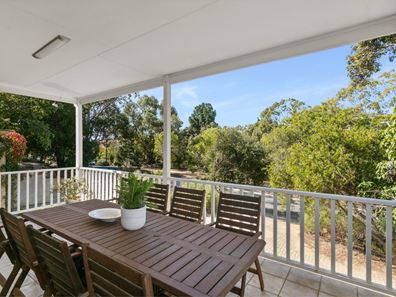 69A Strickland Street, Swanbourne WA 6010