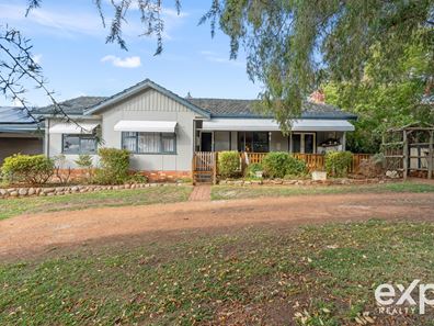 2 Padbury Road, Bridgetown WA 6255