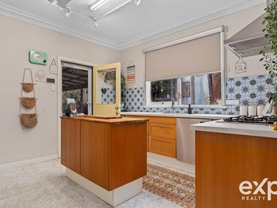 2 Padbury Road, Bridgetown WA 6255