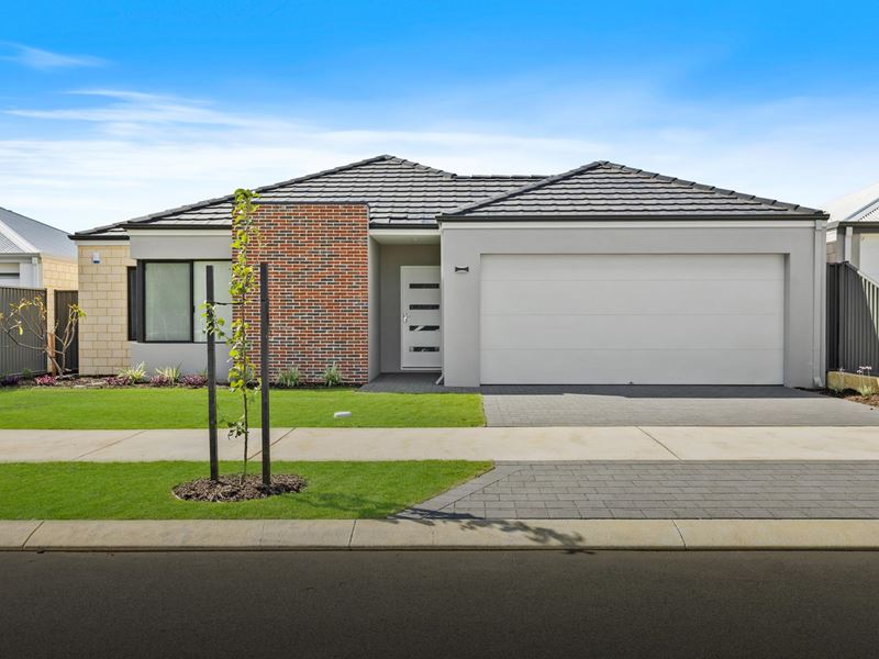 5 Colosseum Entrance, Baldivis