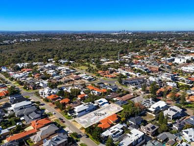 20 Margaret Street, Watermans Bay WA 6020