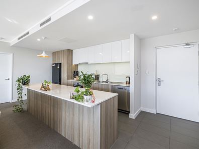 6/171 Labouchere Road, Como WA 6152