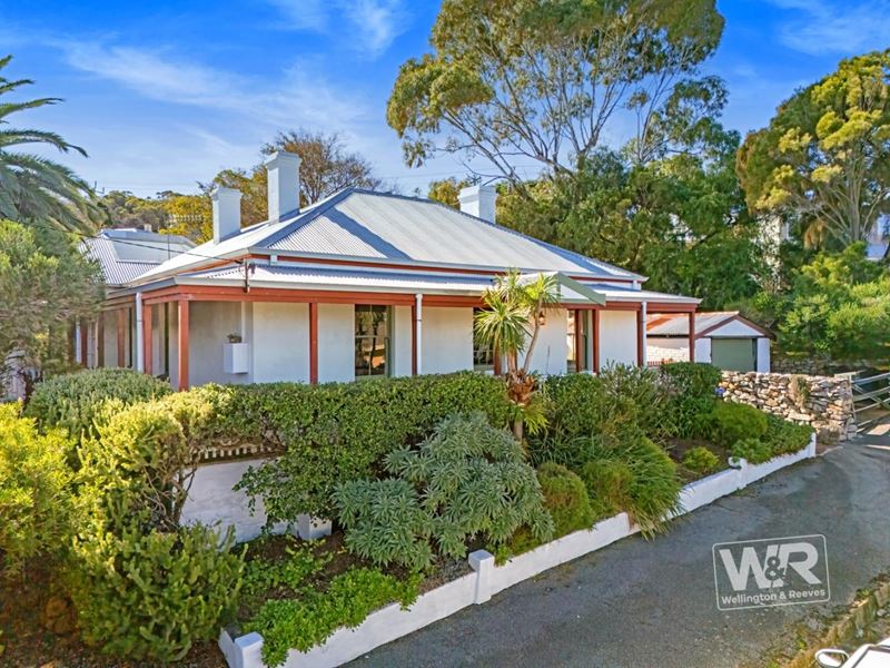26 Grey Street East, Albany