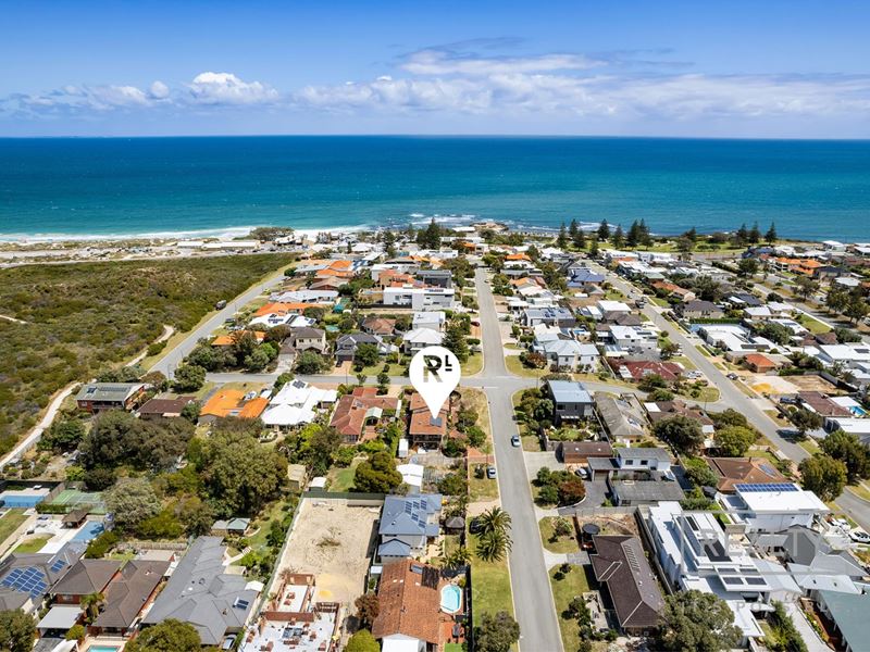 40 King Albert Road, Trigg WA 6029