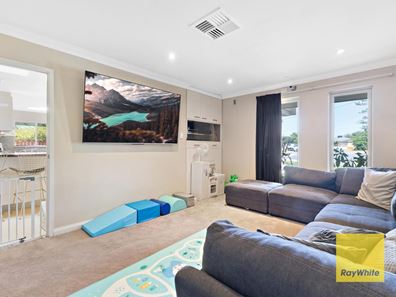 29 Orberry Place, Thornlie WA 6108